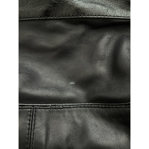 Kenneth Cole Black Leather Kiss Clasp Tote - Picture 13 of 15